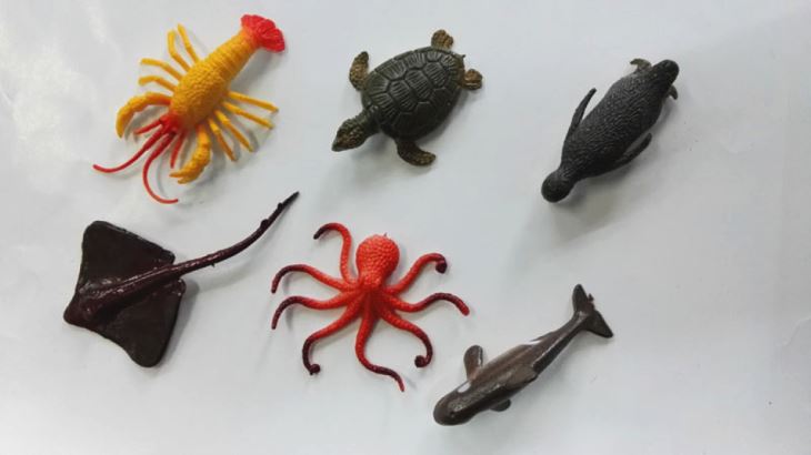Kids Favorite PVC Ocean Animal Capsule Toy 3