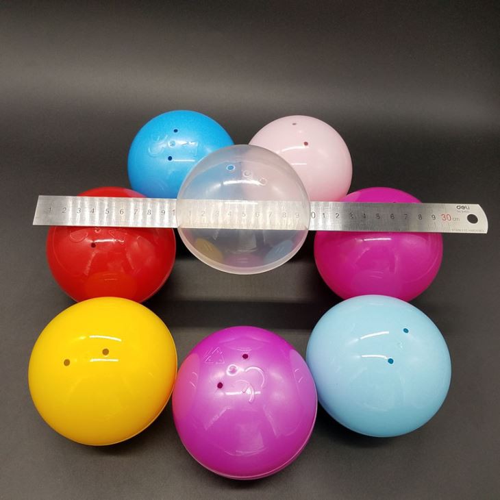 10 سینٹی میٹر کاوی ماکونون رنگین وینڈنگ کھلونا کیپسول