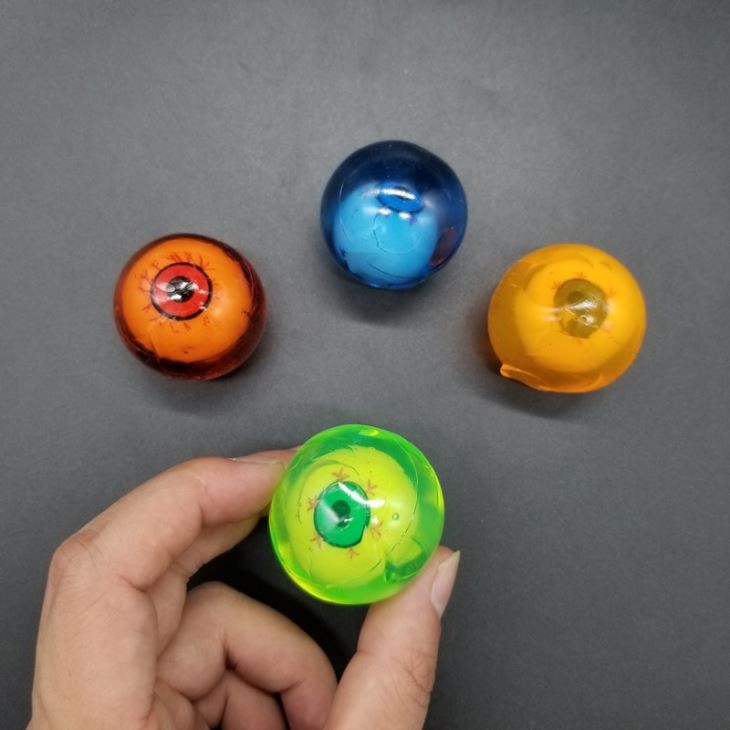 ٹی پی آر اسٹکی آئی بال کھلونا