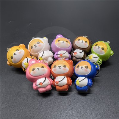 کپڑوں کی چابی کے ساتھ اسکویشی سلو رائزنگ بیئر